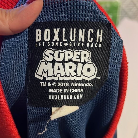Ninteno Super Mario Bros. Sports Jacket - BoxLunch Exclusive size S - Picture 7 of 13